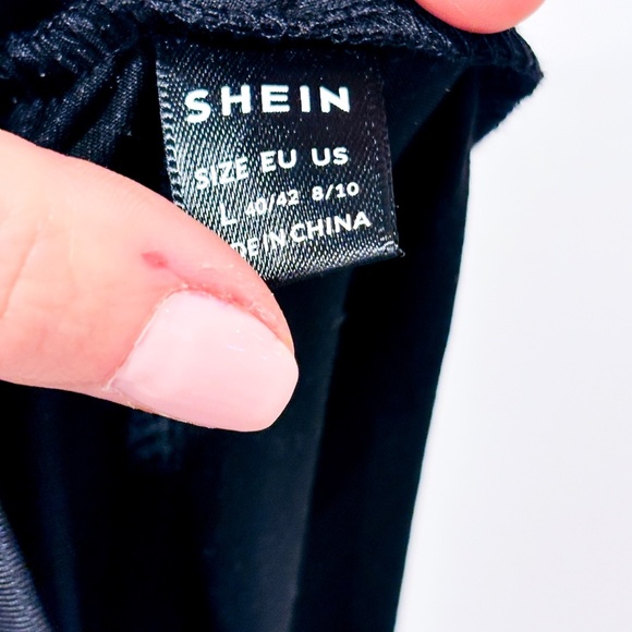 SHEIN – Black cutout leggings | stretchy casual fit | Size L * - Picture 4 of 9